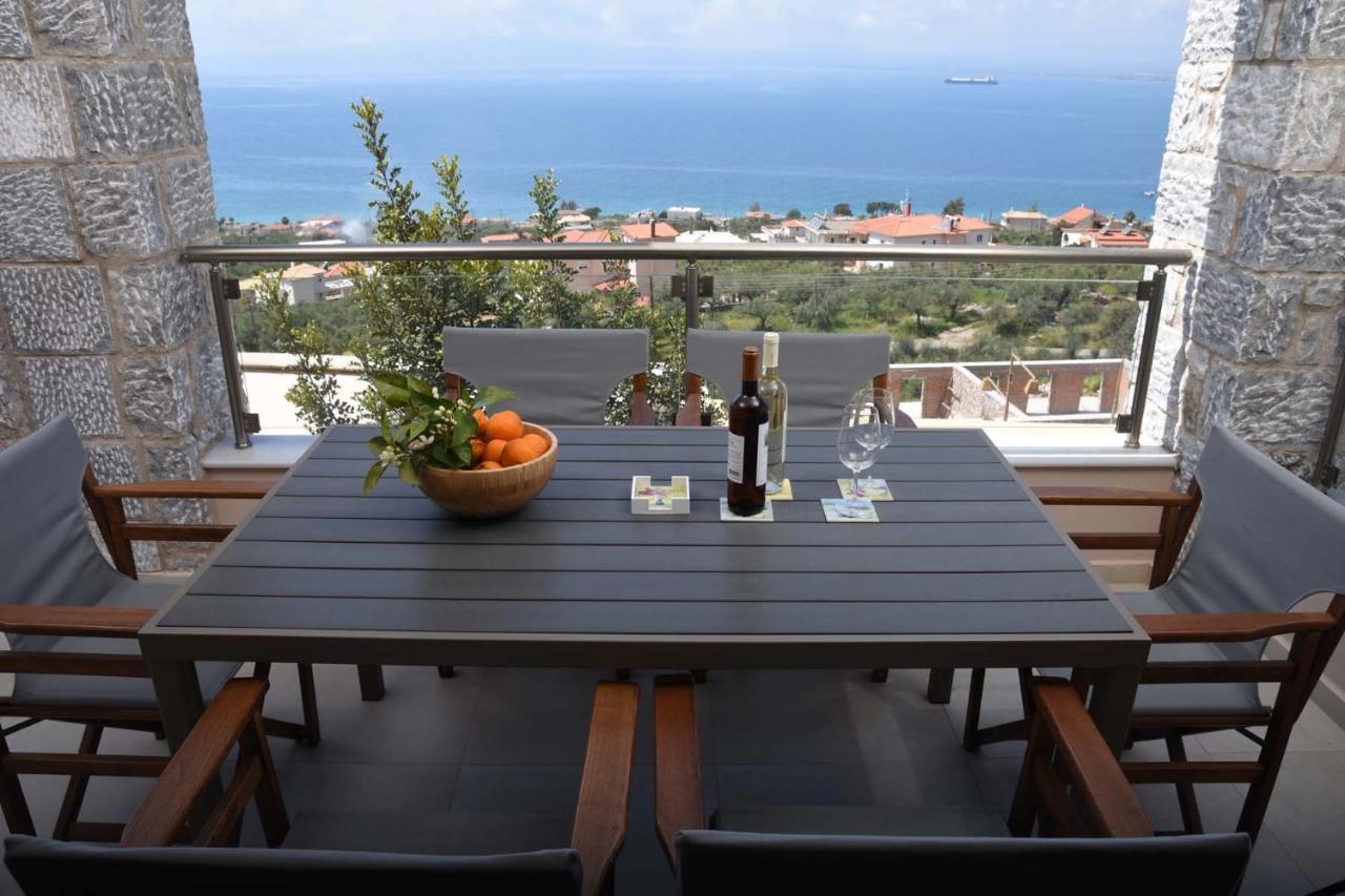 Villa Dafni - Infinite Sea Vistas With Private Pool كالاماتا المظهر الخارجي الصورة