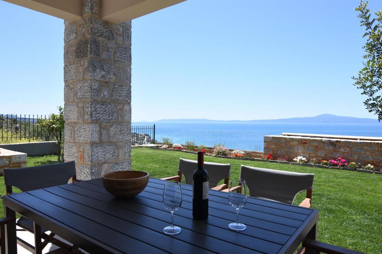 Villa Dafni - Infinite Sea Vistas With Private Pool كالاماتا المظهر الخارجي الصورة
